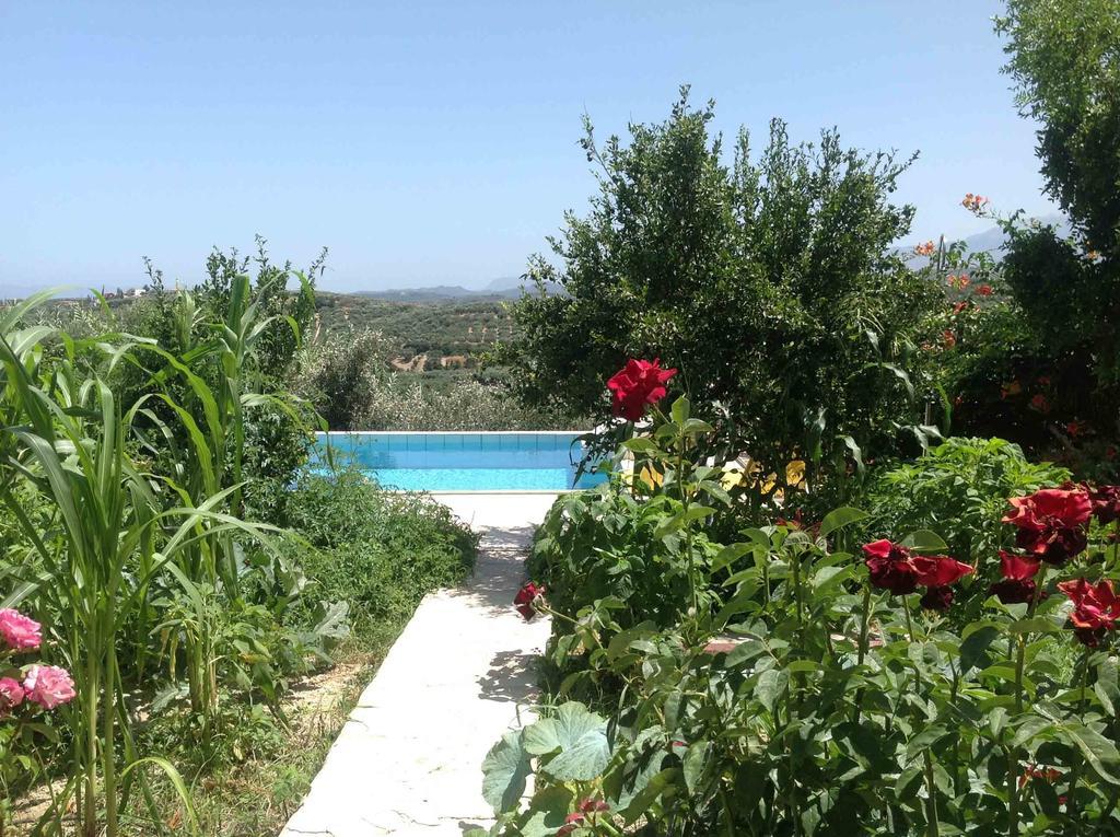 The Garden Villas Maleme Dış mekan fotoğraf